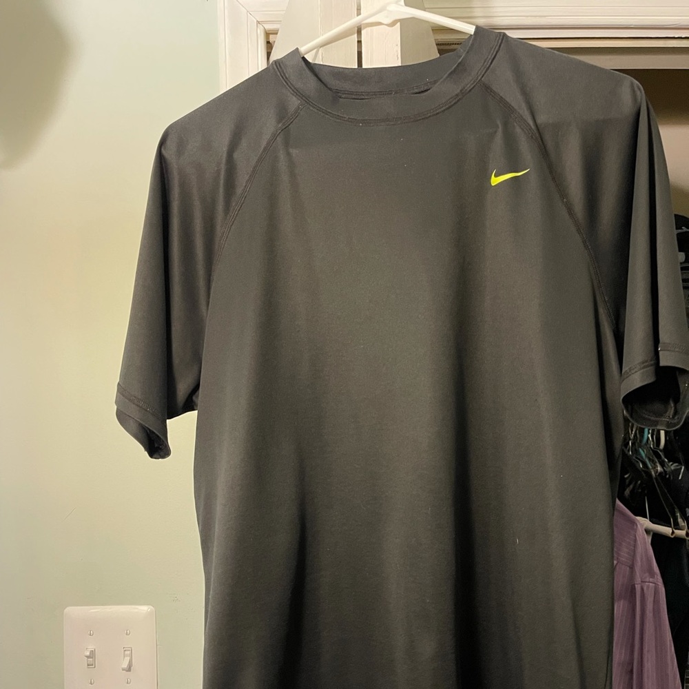Large Nike Dry-fit shirt